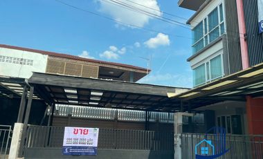 For sale 3 bedrooms townhouse in Bueng Kum, Bangkok