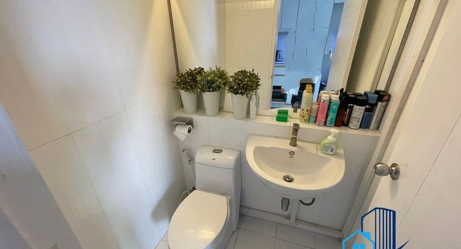 For sale 3 bedrooms townhouse in Bueng Kum, Bangkok