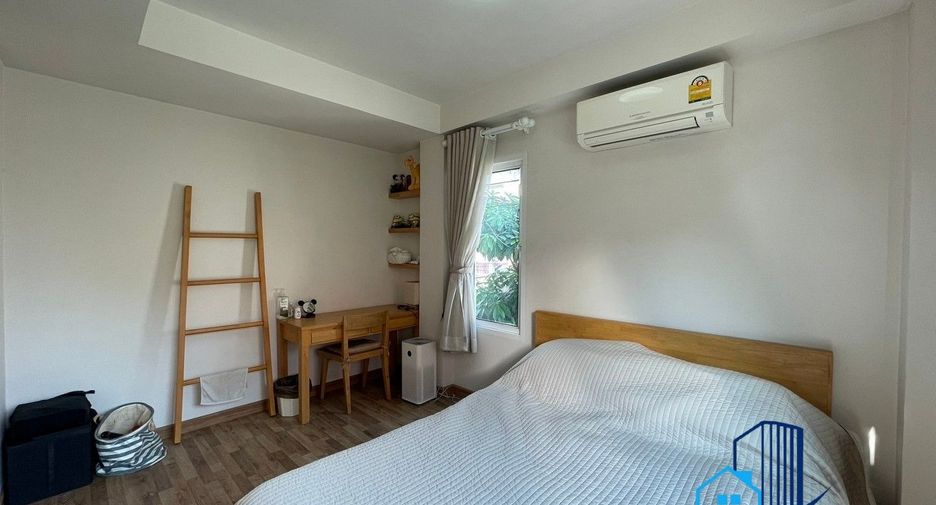 For sale 3 bedrooms townhouse in Bueng Kum, Bangkok