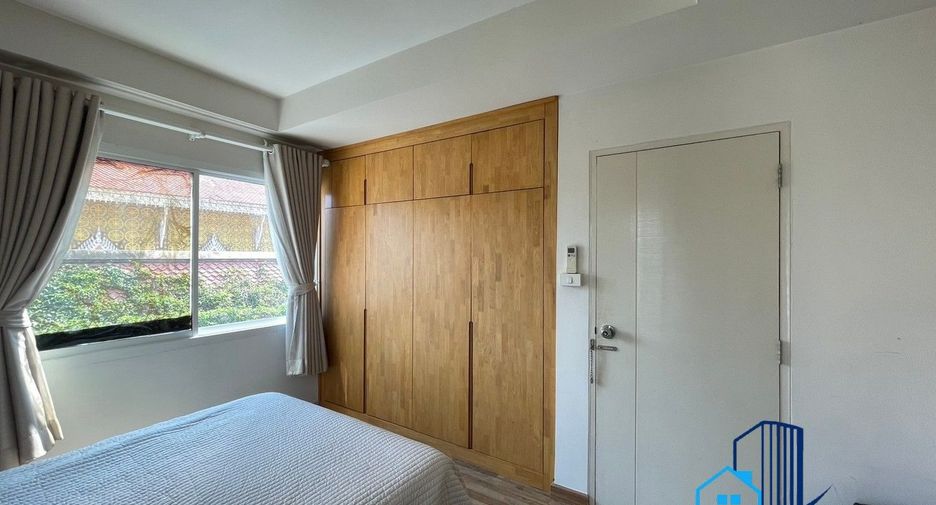 For sale 3 bedrooms townhouse in Bueng Kum, Bangkok