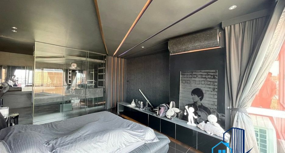 For sale 3 bedrooms townhouse in Bueng Kum, Bangkok