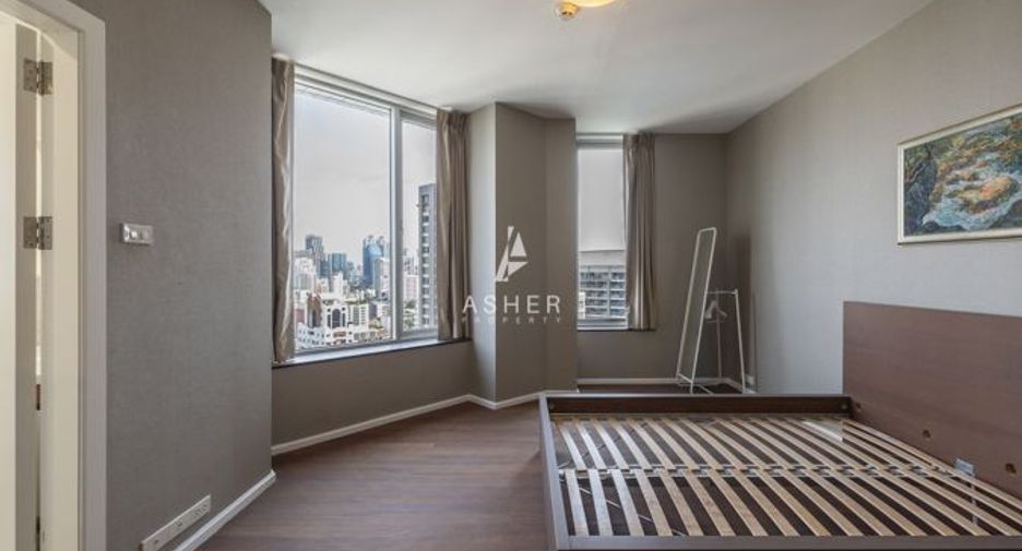 For sale 3 bedrooms condo in Pathum Wan, Bangkok