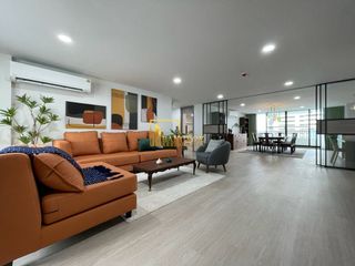 For rent 3 ベッドルーム condo in Khlong Toei, Bangkok