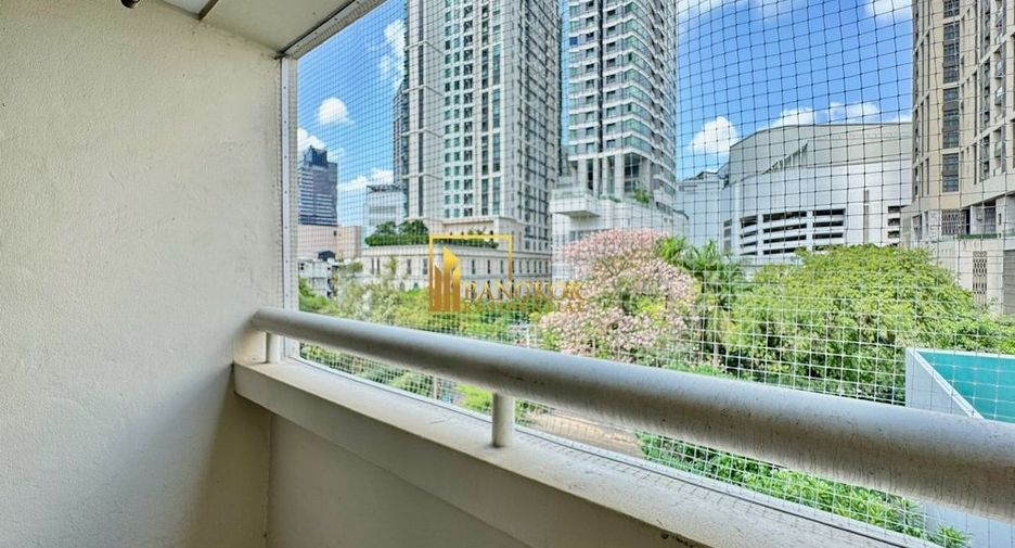Condo en alquiler de 2 habitaciones en Khlong Toei, Bangkok