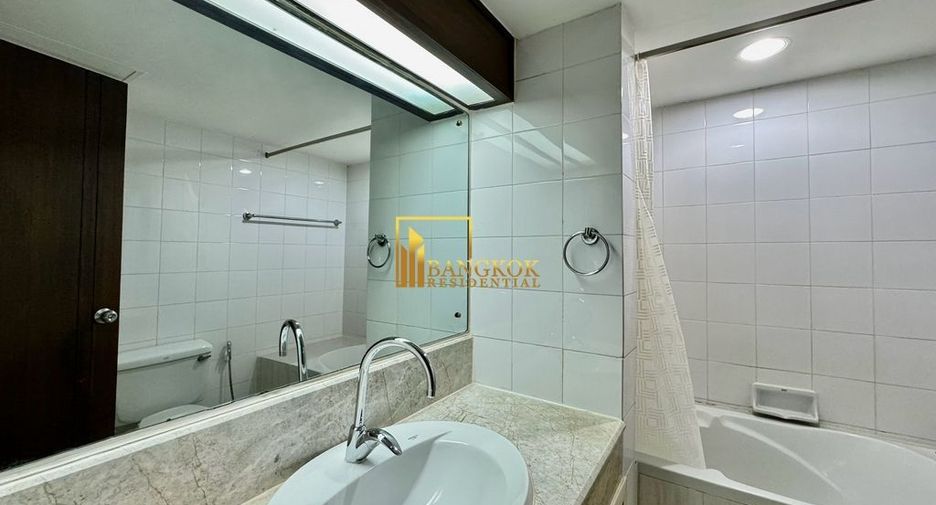 Condo en alquiler de 2 habitaciones en Khlong Toei, Bangkok