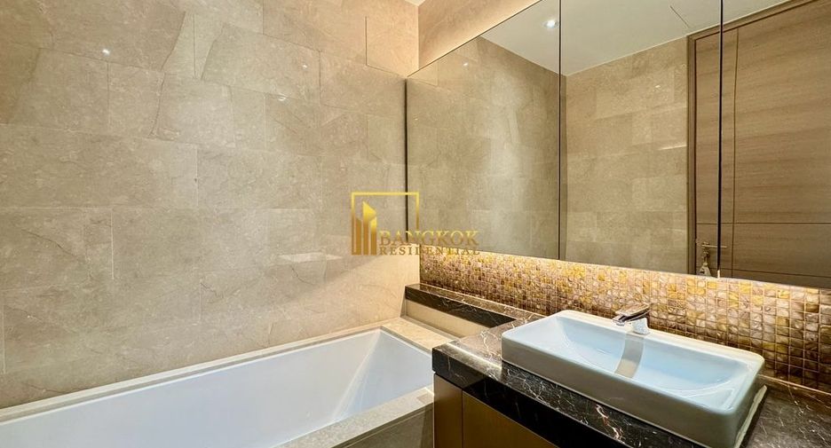 For rent 2 bedrooms condo in Pathum Wan, Bangkok
