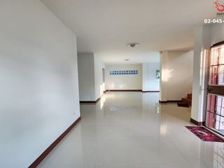 For sale 5 bed house in Nong Chok, Bangkok