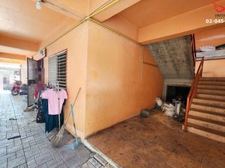 For sale 8 bed apartment in Don Mueang, Bangkok