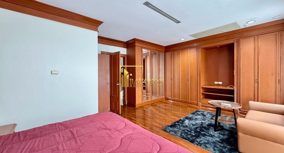 Reihenhaus zur Miete mit 4 Zimmer in Watthana, Bangkok