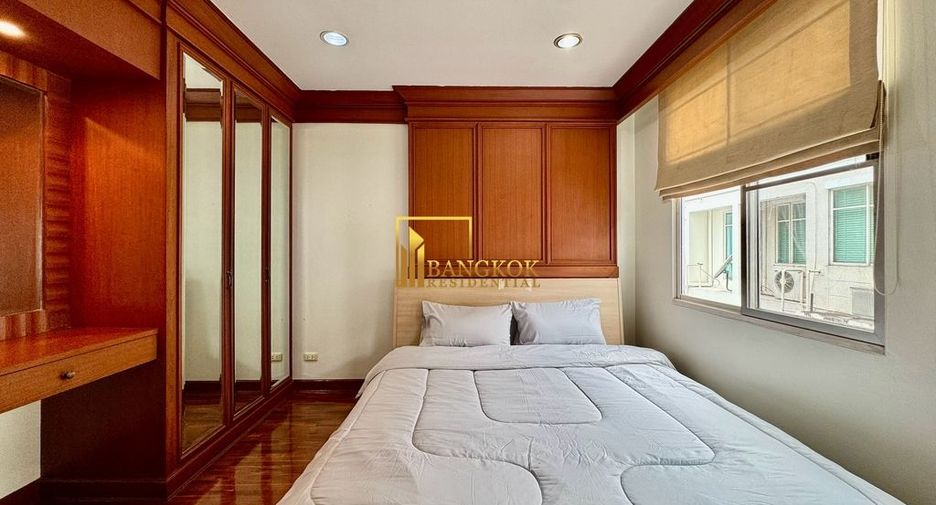 Reihenhaus zur Miete mit 4 Zimmer in Watthana, Bangkok