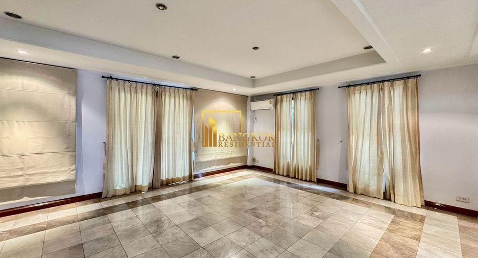Haus zur Miete mit 3 Zimmer in Watthana, Bangkok