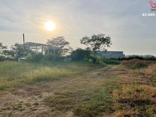 For sale land in Lam Luk Ka, Pathum Thani