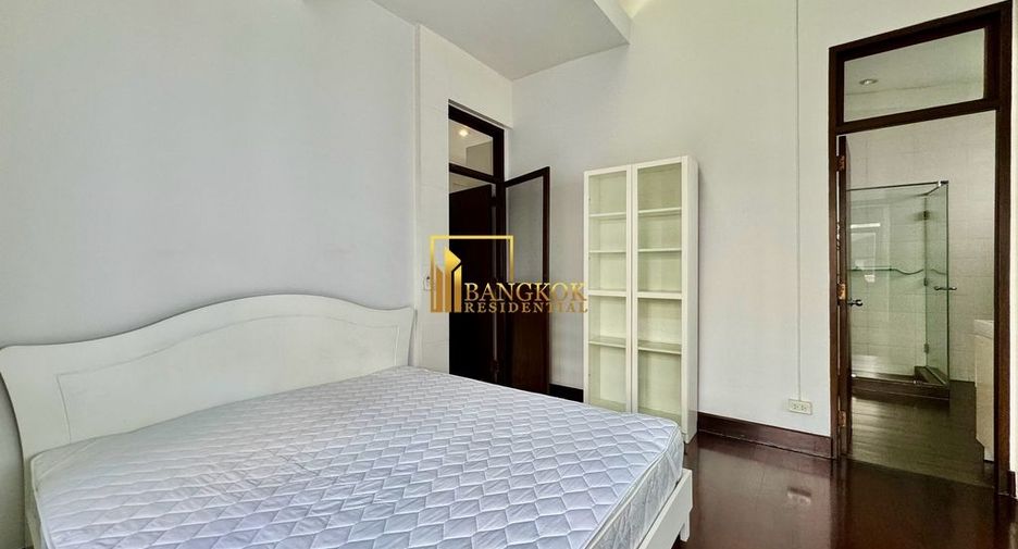 Haus zur Miete mit 3 Zimmer in Watthana, Bangkok