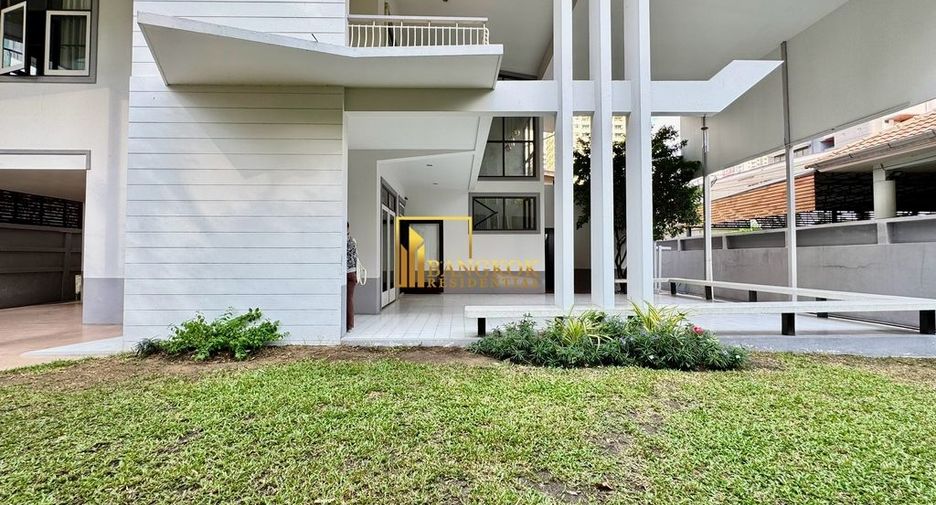 Haus zur Miete mit 3 Zimmer in Watthana, Bangkok