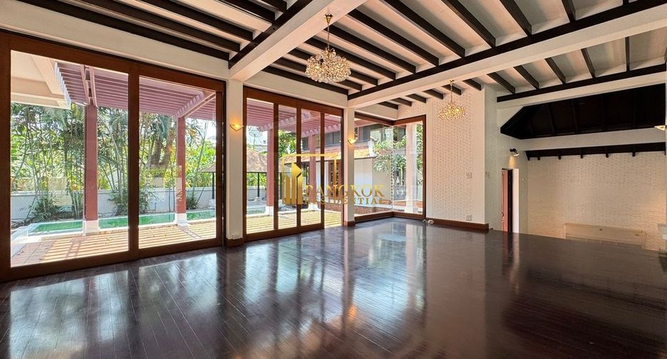 For rent 3 ベッドルーム house in Khlong Toei, Bangkok