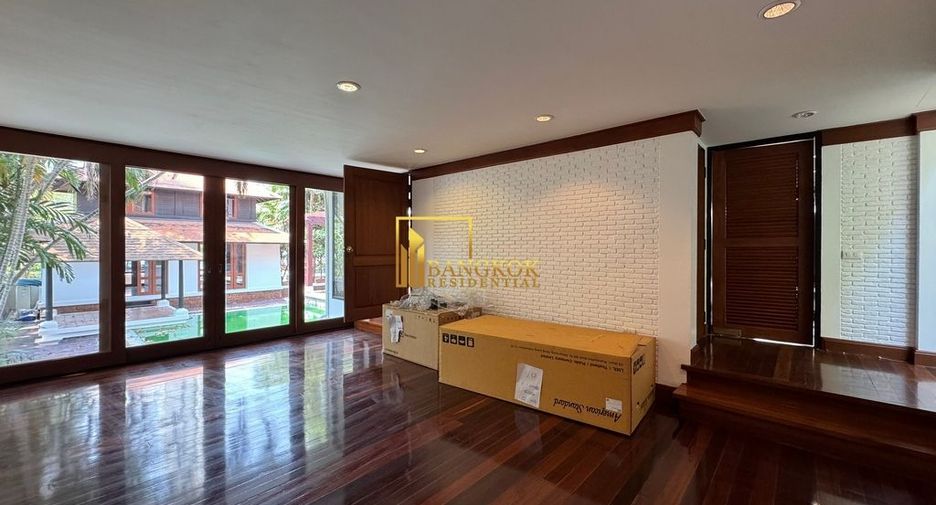 For rent 3 ベッドルーム house in Khlong Toei, Bangkok