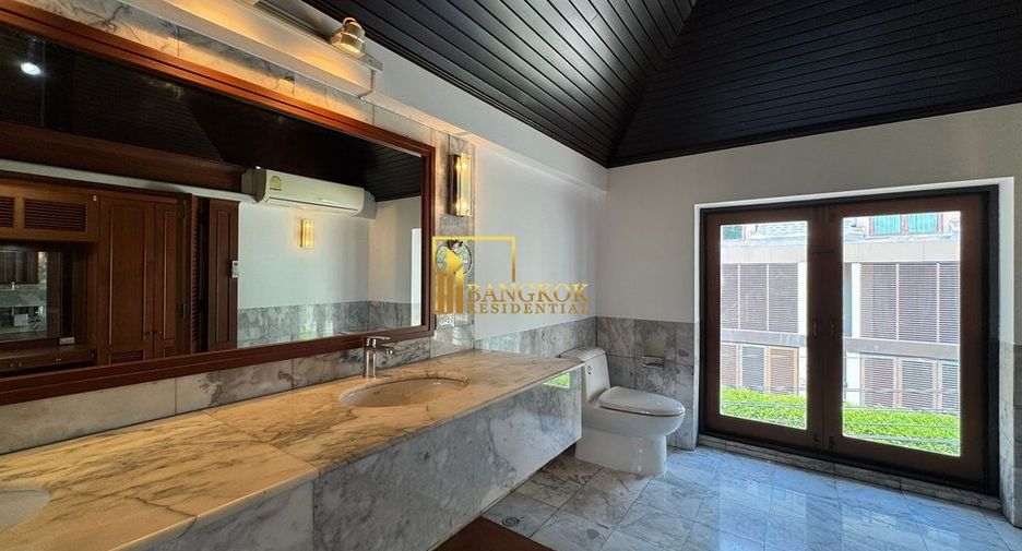 For rent 3 ベッドルーム house in Khlong Toei, Bangkok