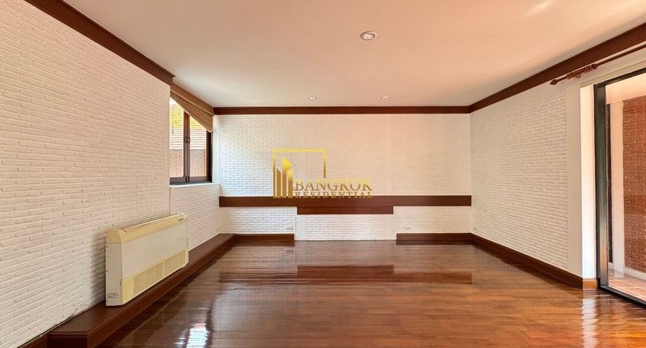 For rent 3 ベッドルーム house in Khlong Toei, Bangkok