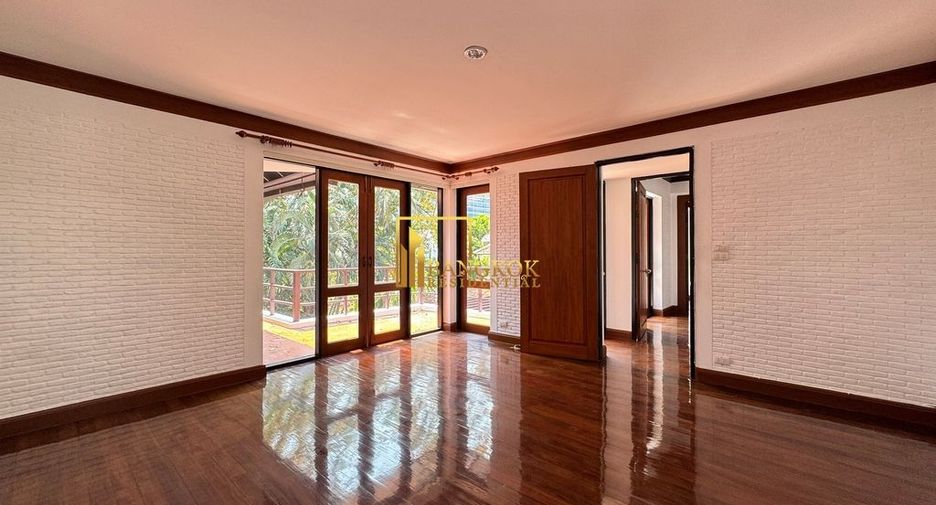 For rent 3 ベッドルーム house in Khlong Toei, Bangkok