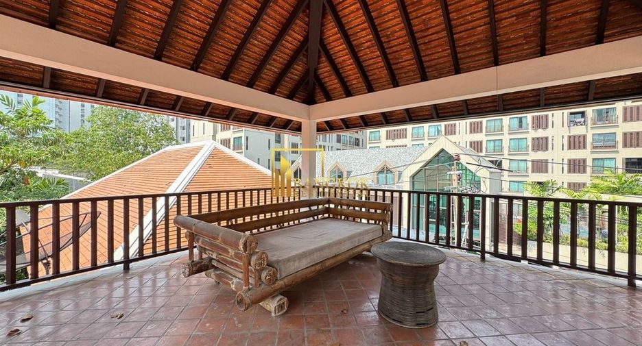 For rent 3 ベッドルーム house in Khlong Toei, Bangkok