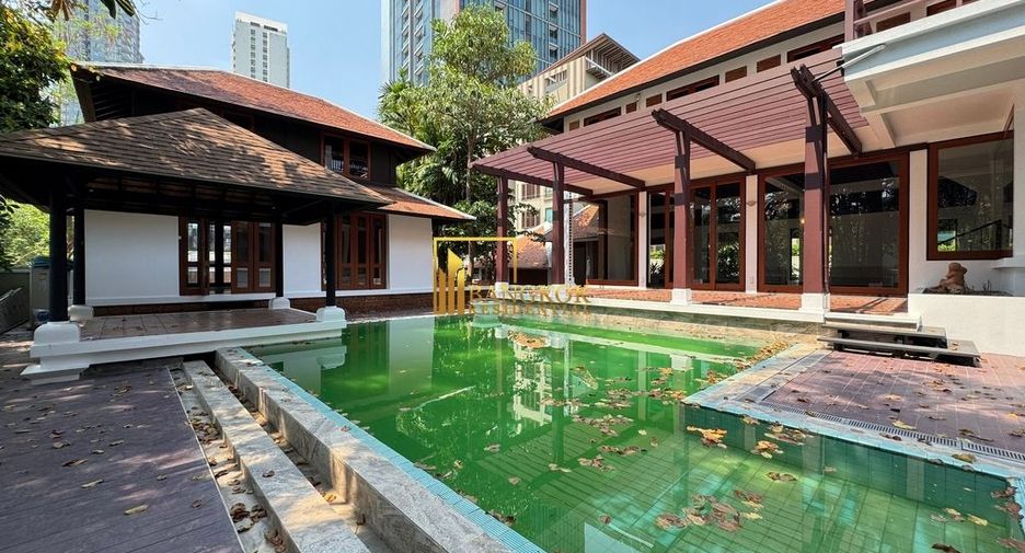 For rent 3 ベッドルーム house in Khlong Toei, Bangkok