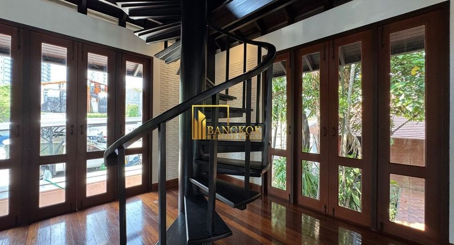 For rent 3 ベッドルーム house in Khlong Toei, Bangkok