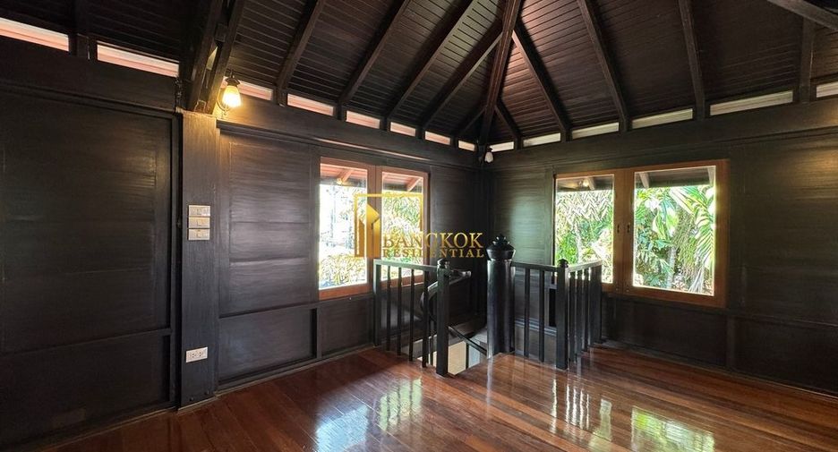 For rent 3 ベッドルーム house in Khlong Toei, Bangkok