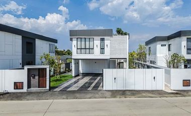 For sale 4 bedrooms house in Hang Dong, Chiang Mai