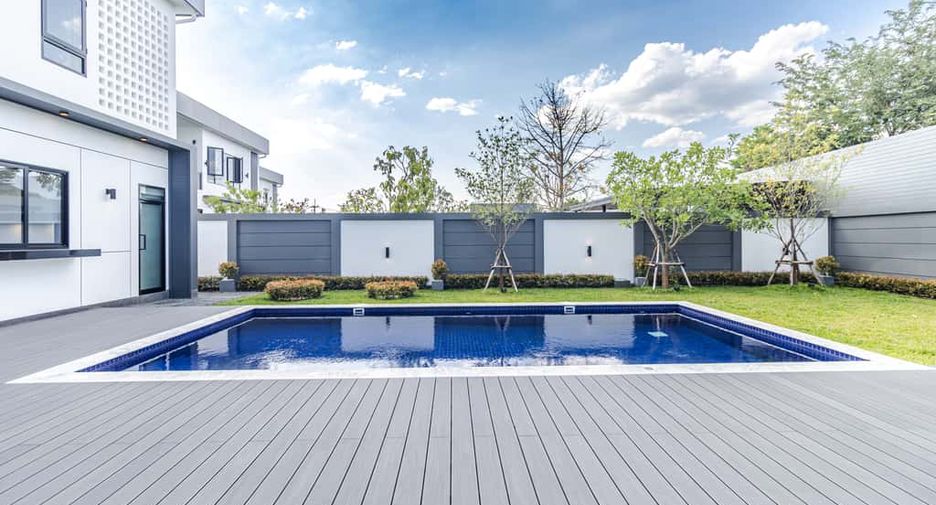 For sale 4 bedrooms house in Hang Dong, Chiang Mai