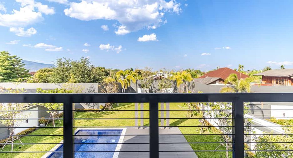For sale 4 bedrooms house in Hang Dong, Chiang Mai