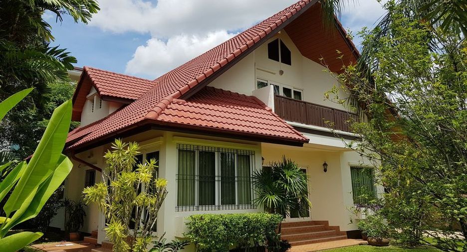 Casa en venta de 4 habitaciones en Hang Dong, Chiang Mai