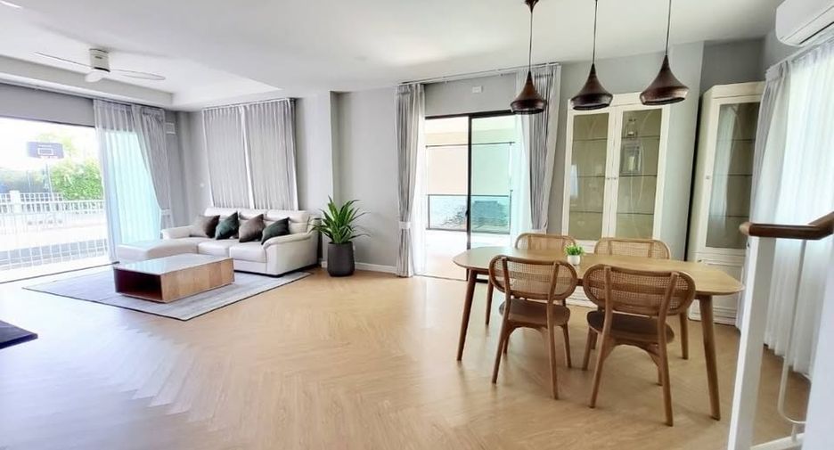 For sale 4 bedrooms house in San Pa Tong, Chiang Mai