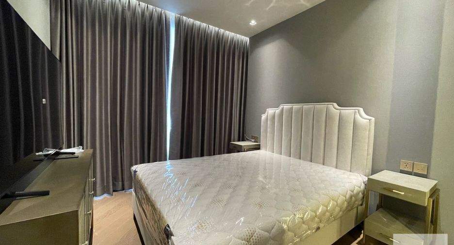 For rent 3 bed condo in Watthana, Bangkok