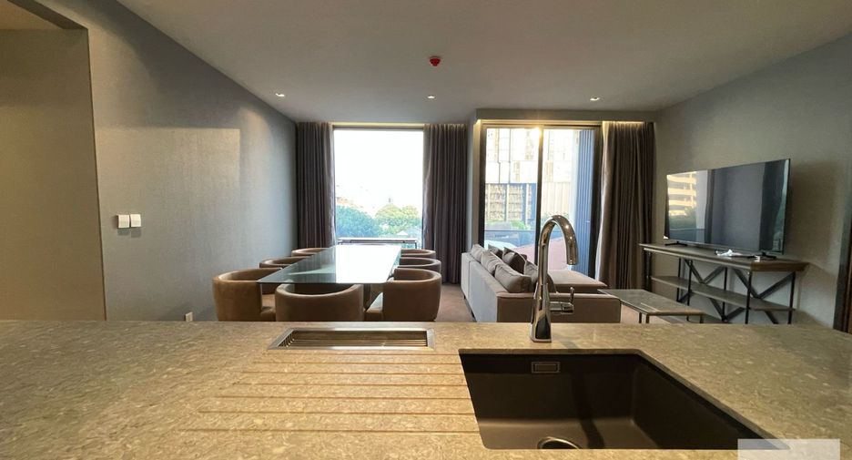 For rent 3 bed condo in Watthana, Bangkok
