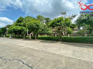 For sale 4 Beds house in Lam Luk Ka, Pathum Thani