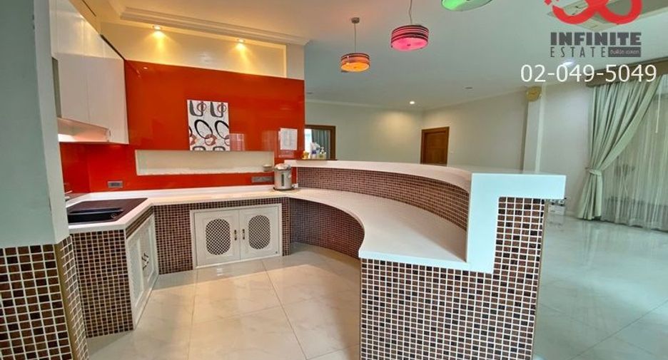 For sale 4 bed house in Lam Luk Ka, Pathum Thani
