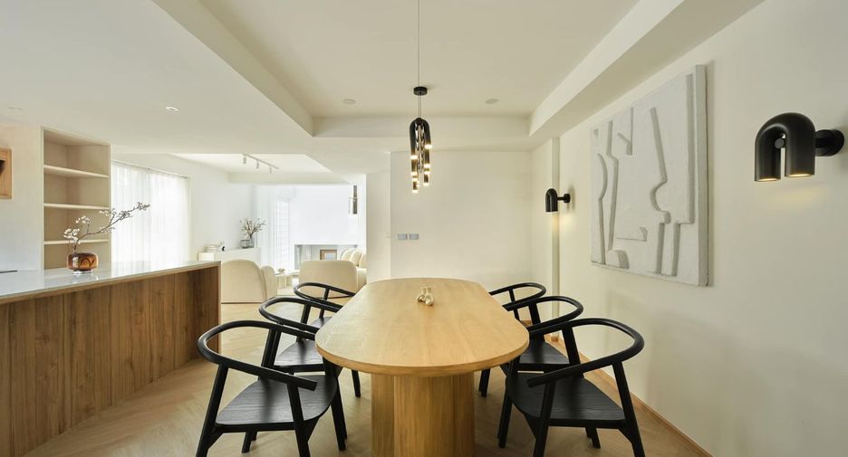 For sale 2 bedrooms house in Chatuchak, Bangkok