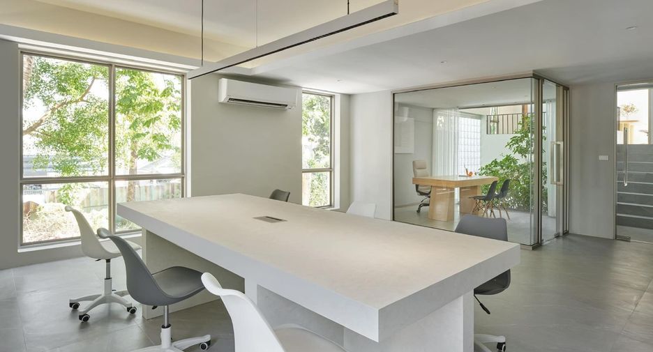 For sale 2 bedrooms house in Chatuchak, Bangkok