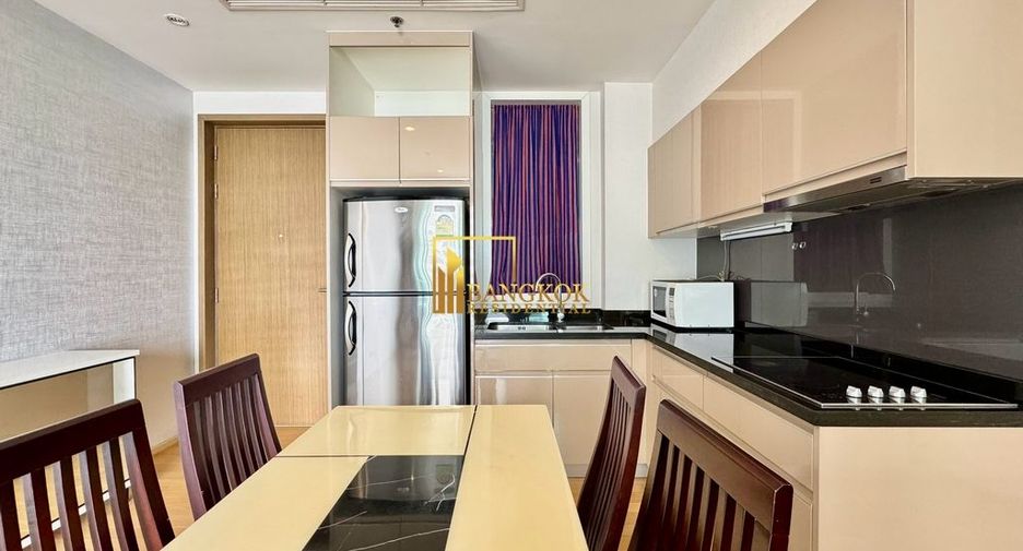 For rent 2 bedrooms condo in Khlong Toei, Bangkok
