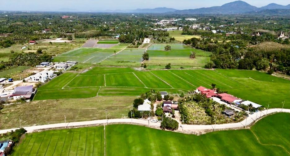 Local comercial en venta en Ban Khai, Rayong