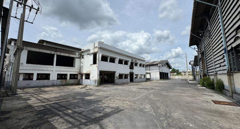 Terreno en alquiler en Sam Phran, Nakhon Pathom