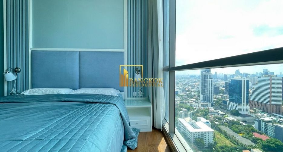 For rent 2 bedrooms condo in Watthana, Bangkok