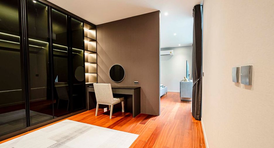 For rent 4 bedrooms house in Suan Luang, Bangkok