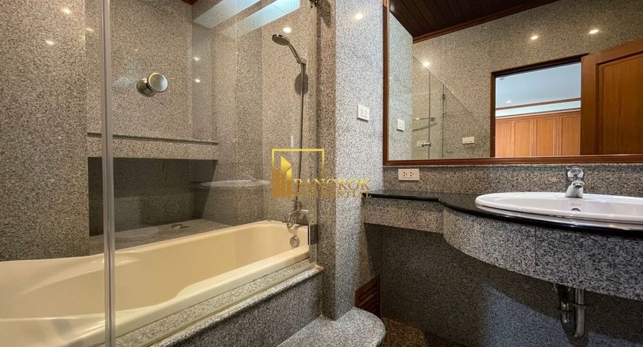 Apartamento en alquiler de 2 habitaciones en Watthana, Bangkok