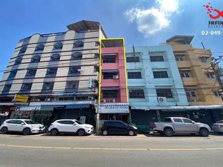 For sale 3 bed retail Space in Mueang Nonthaburi, Nonthaburi