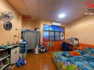 For sale 3 bed retail Space in Mueang Nonthaburi, Nonthaburi