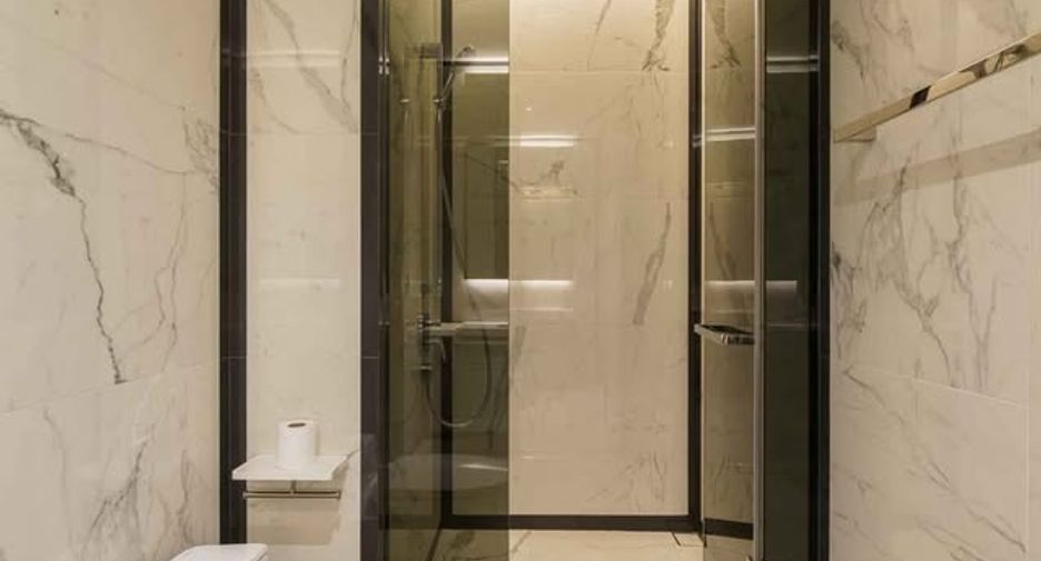 For rent and for sale 2 bedrooms condo in Watthana, Bangkok