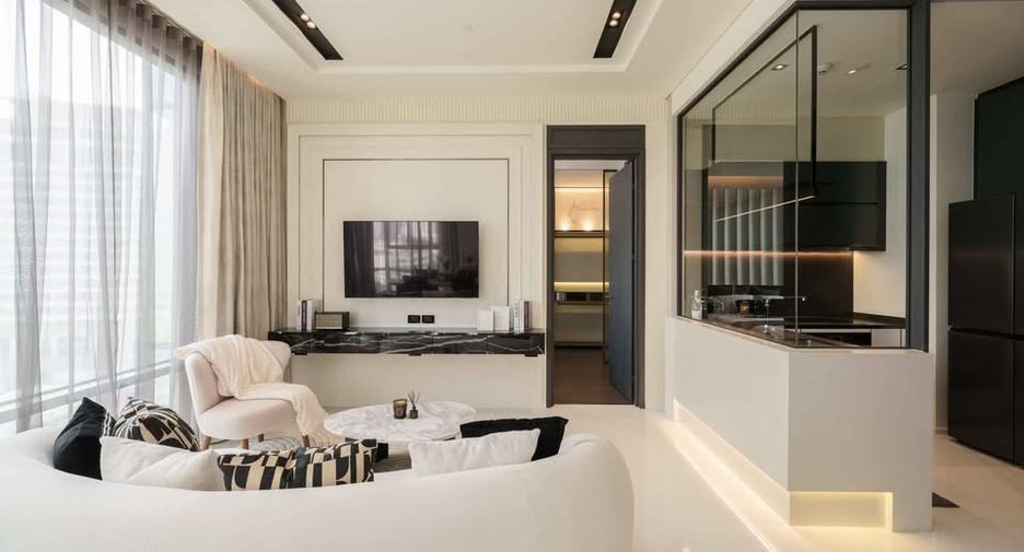 For rent and for sale 2 bedrooms condo in Watthana, Bangkok