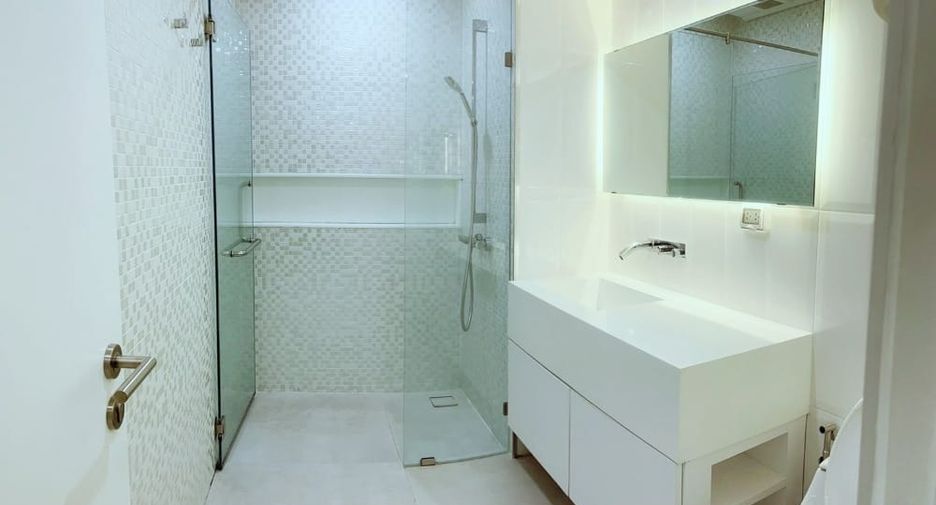 For sale 2 bedrooms condo in Mueang Chiang Mai, Chiang Mai