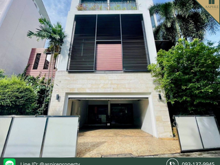 Haus zur Miete mit 3 Zimmer in Watthana, Bangkok